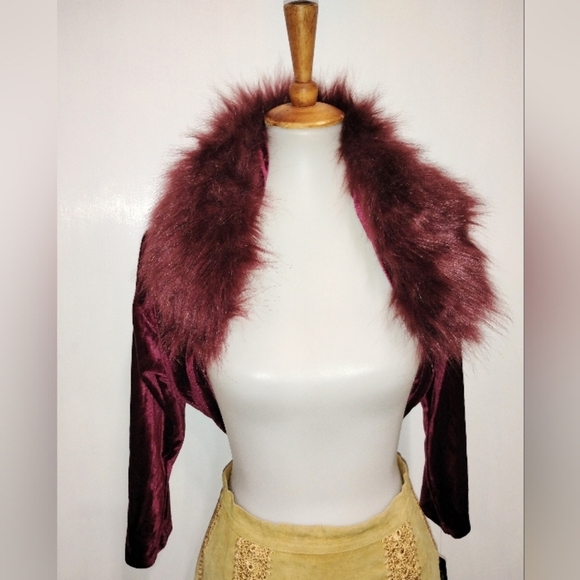TAHATI FAUX FUR SHURG NWT - Picture 2 of 6